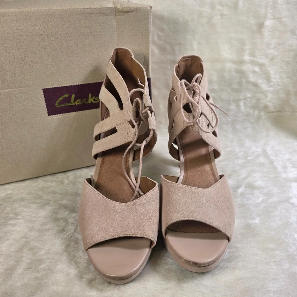 Clarks Artisan Nude Pump Suede Leather Lace Up Ankle Platform Heels Women 12 NEW